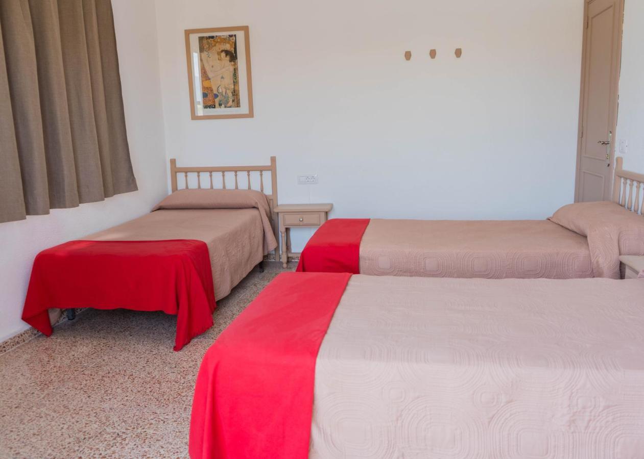 Pension Alcala ภายนอก รูปภาพ